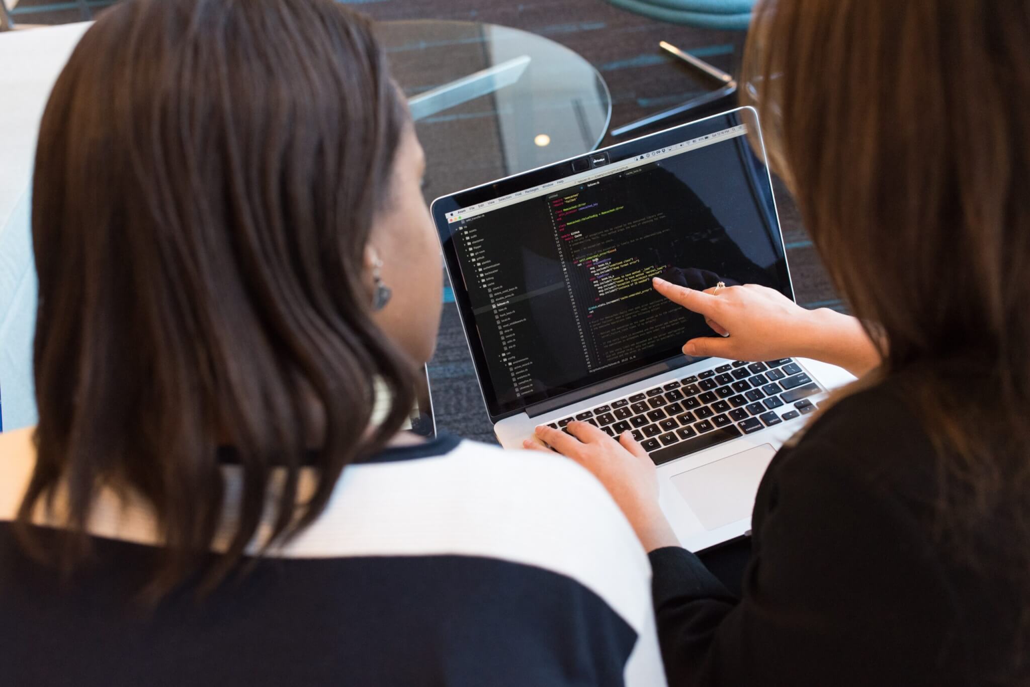 what is an it consultant